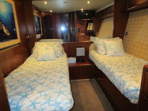 Port side guest cabin looking aft