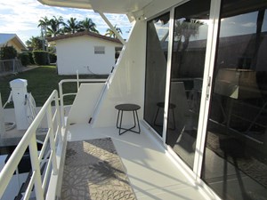 Aft deck to port