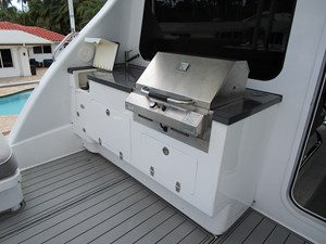 Upper deck grill and sink