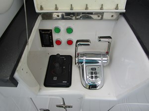 Upper deck docking station