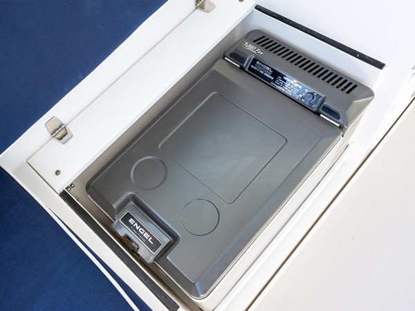 ARCHIMEDES, 2005 Back Cove 29 Hard Top