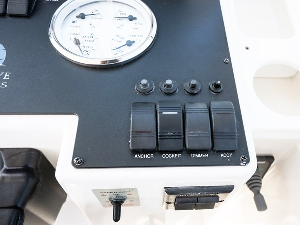 ARCHIMEDES, 2005 Back Cove 29 Hard Top