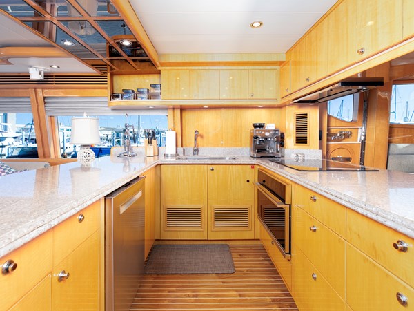 2003 Hargrave 68 Open Flybridge Melodious II12