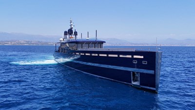 5 MMGI 44M Superyacht for Sale