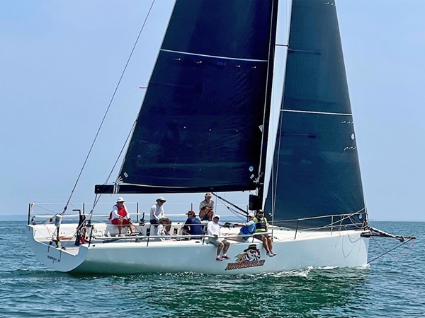 HAMBURGLAR, Mills MAT 1180: Profile, Under Sail