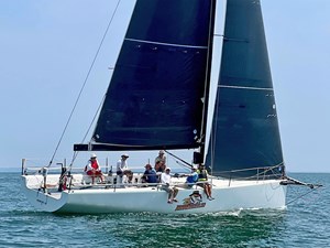 HAMBURGLAR, Mills MAT 1180: Profile, Under Sail