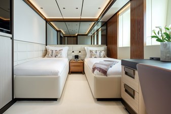 Fwd stb guest cabin