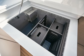 DSC_1940 Bridge Deck Drink Box