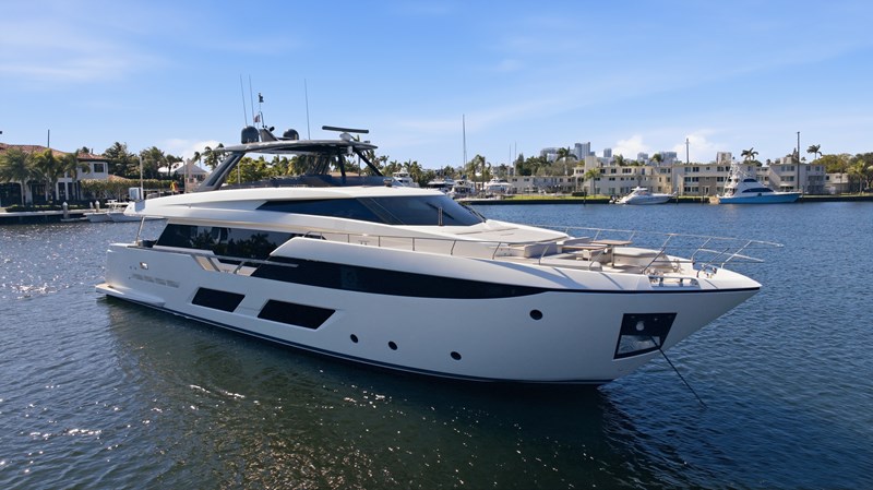 2018 Ferretti 920