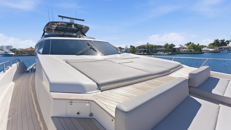 2018 Ferretti 920