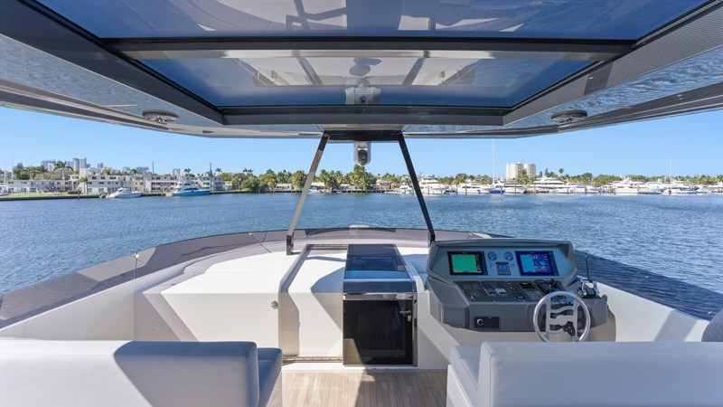 2018 Ferretti 920