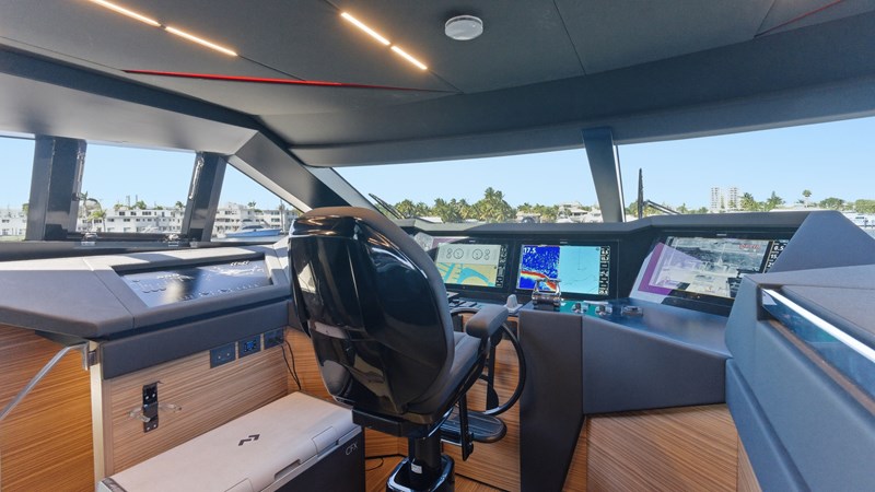 2018 Ferretti 920