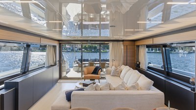 2018 Ferretti 920