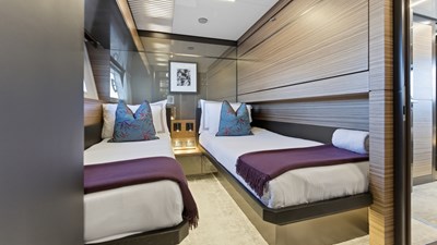 2018 Ferretti 920