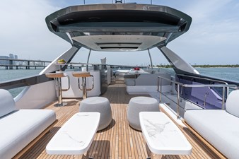 _3 Euphoria Azimut 78 Flybridge 3 (2)