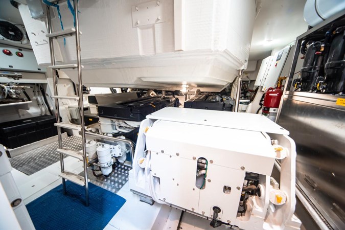 ENGINE ROOM - FANTASTIC 77' (23.47m) Azimut Motoryacht, 2019