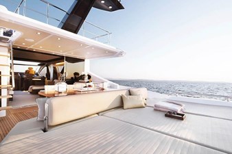 MAIN DECK AFT LOUNGE - FANTASTIC 77’ (23.47m) Azimut Motoryacht, 2019