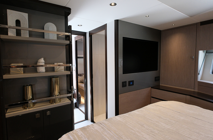 Ideal for Family Cruising & Entertaining