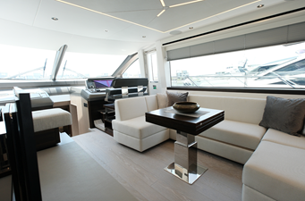 Ideal for Family Cruising & Entertaining