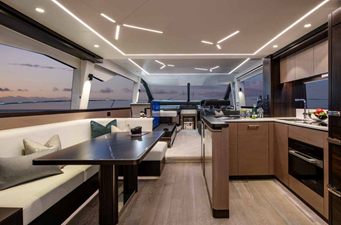 Manhattan 68 Saloon - Premium Interior Package