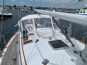 Little Harbor 44, Mid Deck Aft