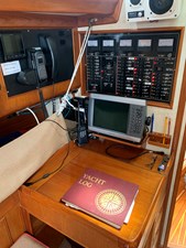 Little Harbor 44, Nav Station