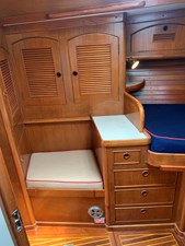 Little Harbor 44, Forward Cabin Port