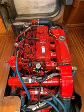 Little Harbor 44, Engine