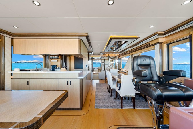 2010 Ocean Alexander 83 Motor Yacht 'Relentless'