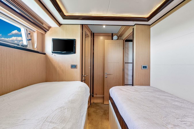 2010 Ocean Alexander 83 Motor Yacht 'Relentless'