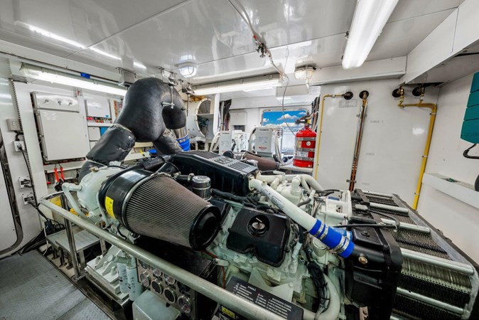 2010 Ocean Alexander 83 Motor Yacht 'Relentless'