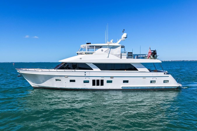 2010 Ocean Alexander 83 Motor Yacht 'Relentless'
