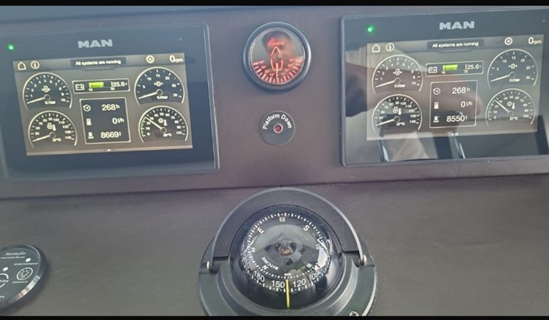 26XP engine displays