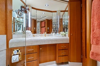 013 PicosaLady_103-MASTER ENSUITE