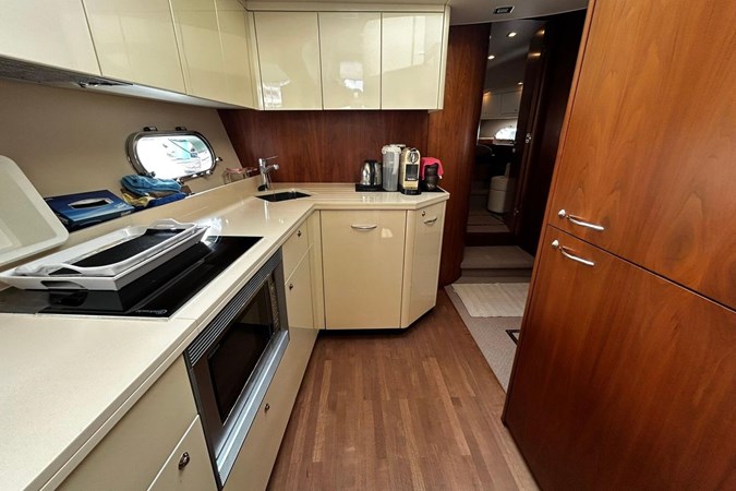 Sunseeker Manhattan 60 - Galley
