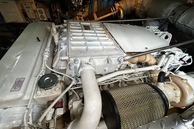 Sunseeker Manhattan 60 - Engine Room