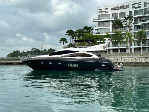 22mSunseeker Manhattan 70