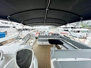 Sunseeker Manhattan 70 - Flybridge