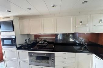 Euroyacht Planet 125S - Galley