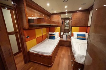Euroyacht Planet 125S - Twin Cabin