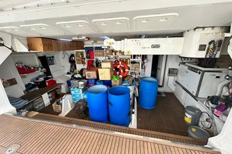 Euroyacht Planet 125S - Garage room