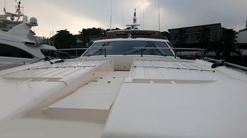 2015 Ferretti Custom Line 100 - Foredeck