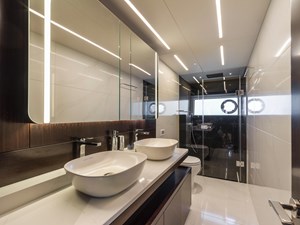Sunseeker 88 - Master's Cabin Ensuite