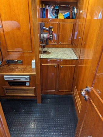 Crew Cabin Looking Outboard