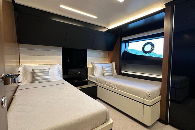 Riva Corsaro 102 - Twin Cabin