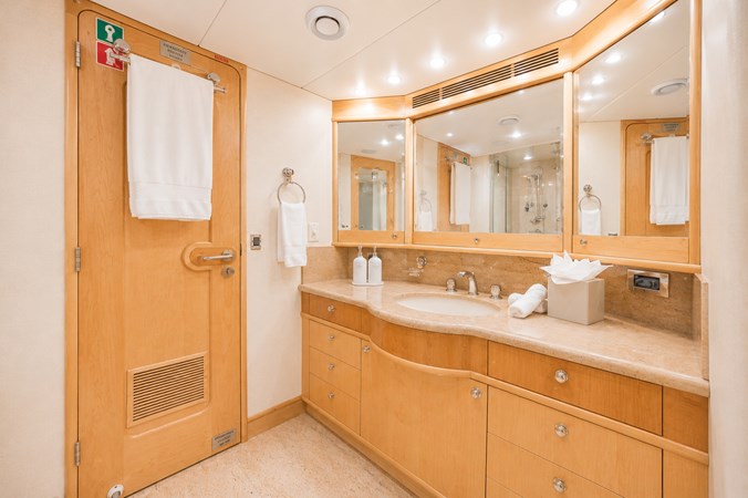 029 Main Deck Master Stateroom Ensuite - Hers