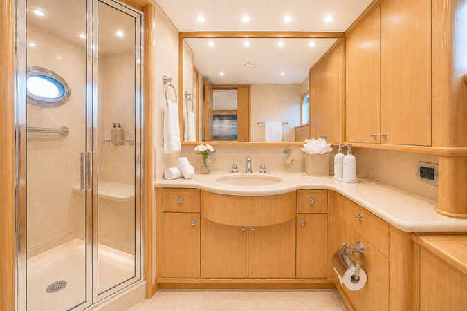 039 Lower Deck Forward Starboard VIP Stateroom Guest Ensuite
