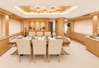 008 Main Deck Dinning