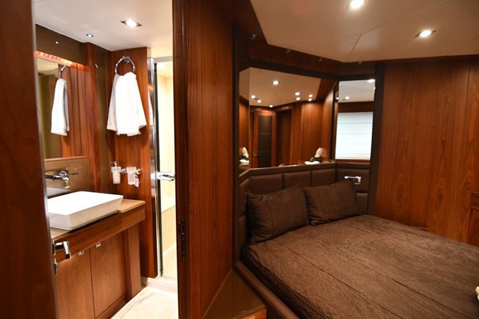 Port Vip Cabin
