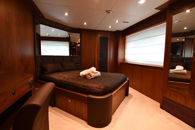Port Vip Cabin